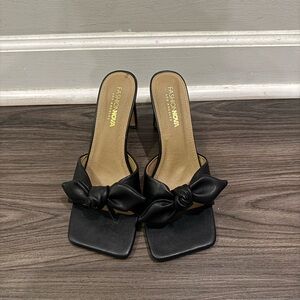 Fashion Nova Elegant Black Bow Heels